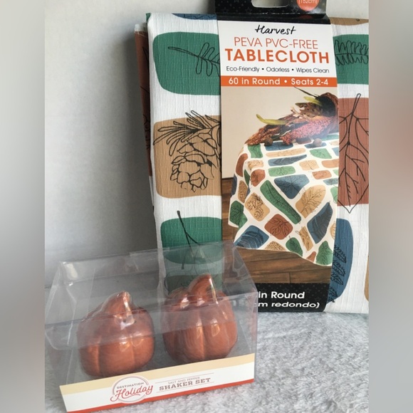 Tablecloth Fall Harvest Theme with Pumpkin Salt Pepper Shakers - 60" Round - Picture 1 of 10